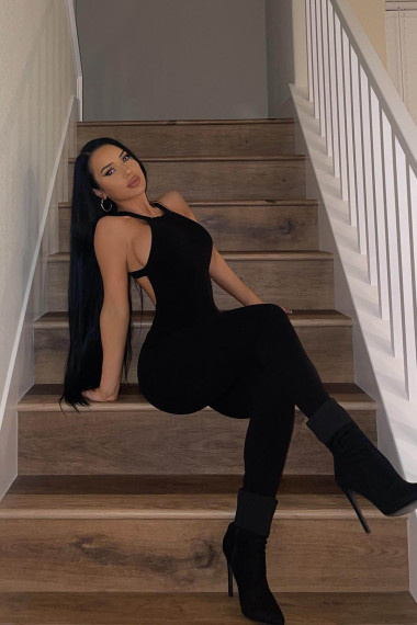 Sonya, Russian escort who offers company in Florence (Florencia)